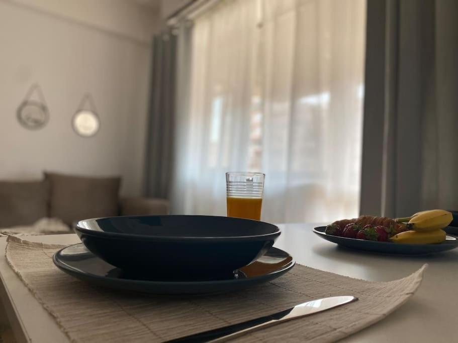 2 Bedroom Apartment With Terrace In City Center Bukarest Exteriör bild